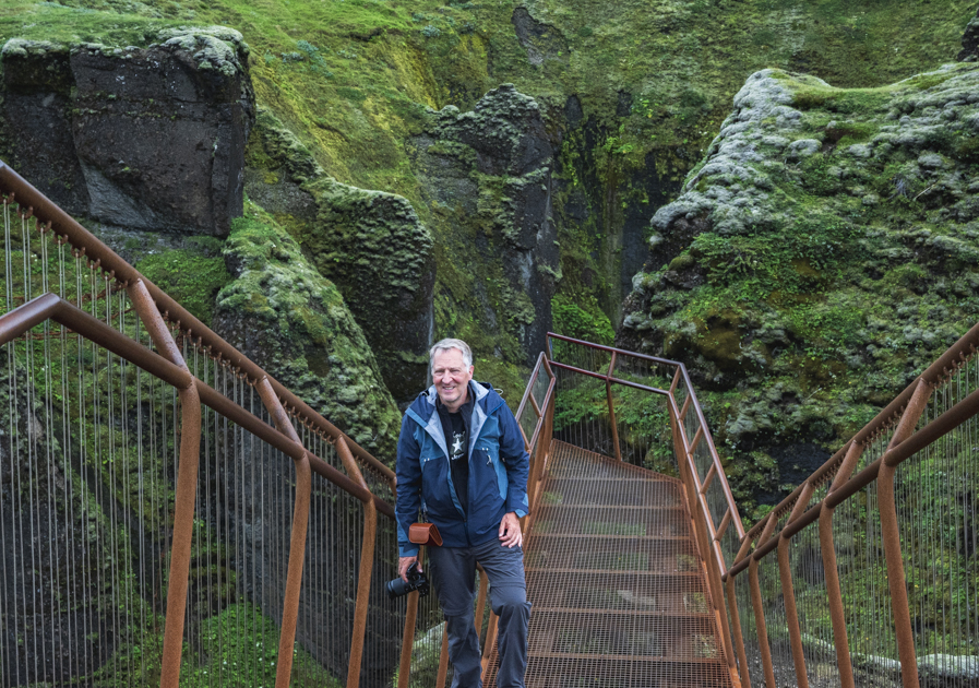 Fjaðrárgljúfur - Markus auf der Aussichtsplattform
