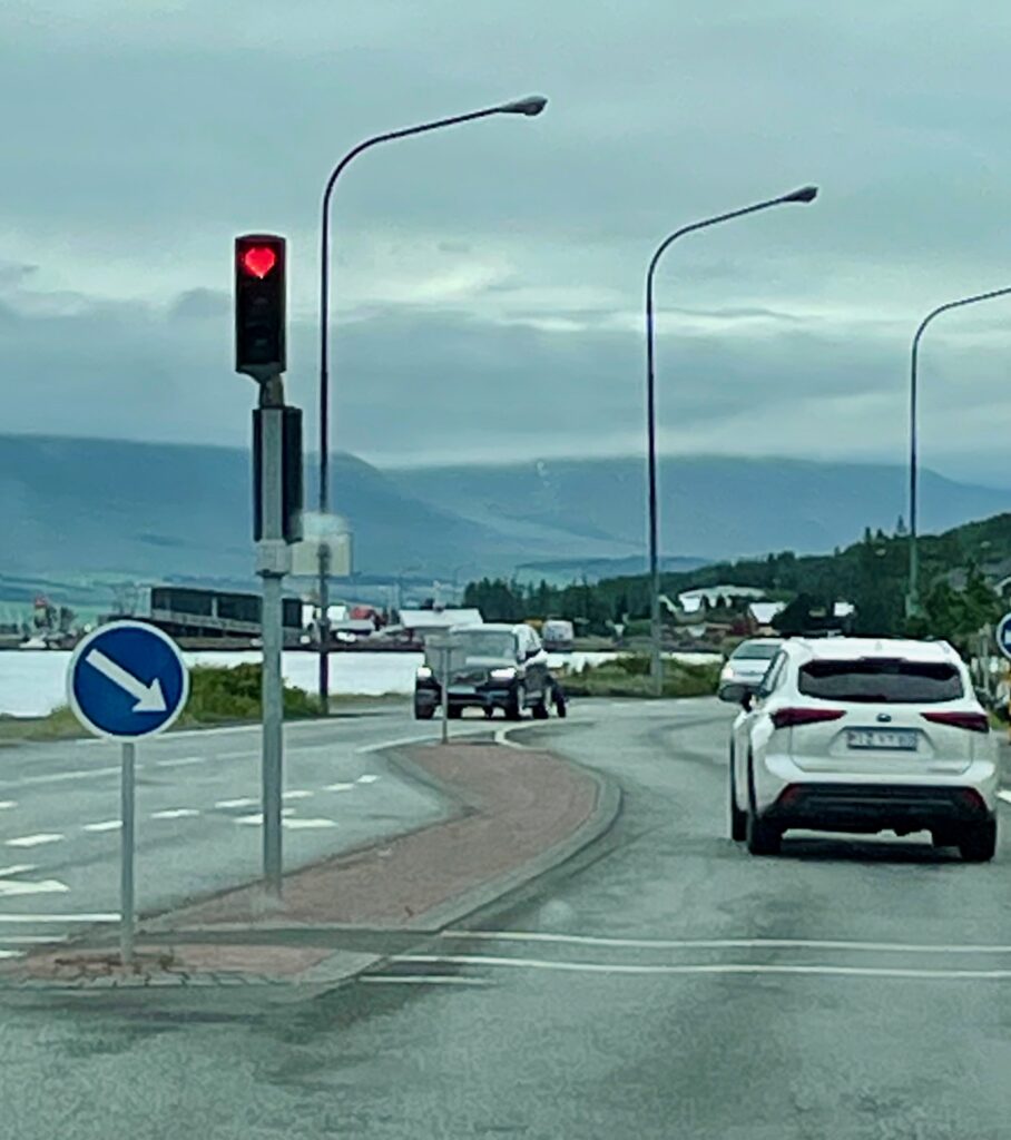 Akureyri - Rote Ampel mit Herz