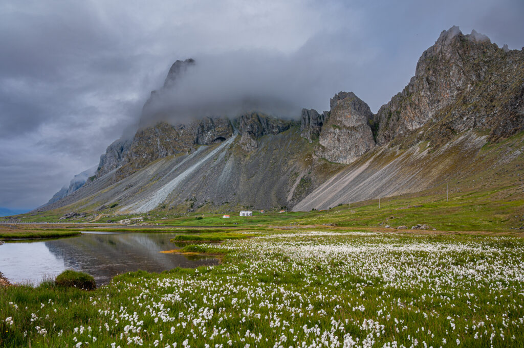 Das Eystrahorn ist sozusagen der Zwillingsfelsen des bekannten Vestrahorns