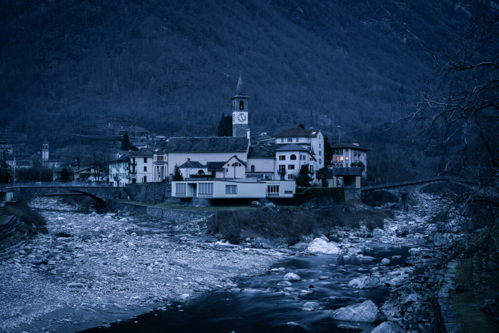 Bignasco zur blauen Stunde Bignasco zur blauen Stunde
