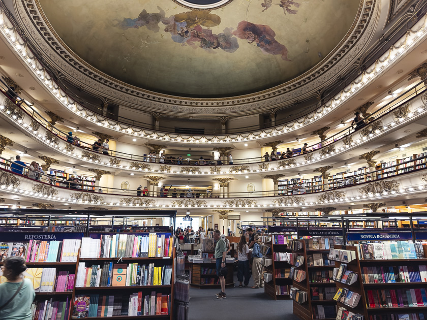 El Ateneo - Buchhandlung ineinem alten Theater
