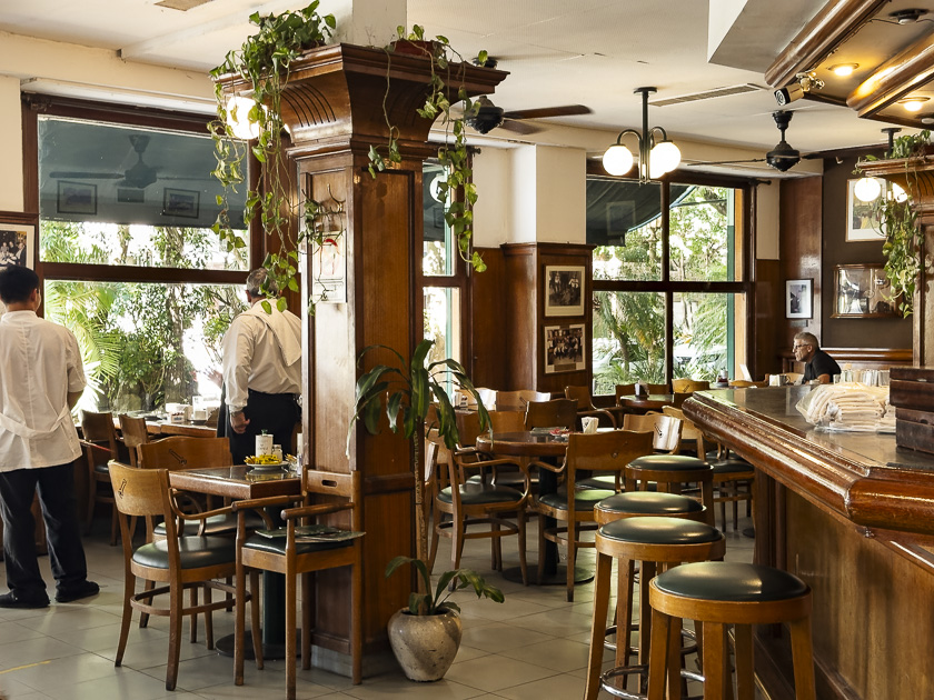 Café La Biela - Innenansicht